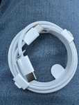 Kabel kabelek Apple iPhone 15 16 USB C oryginalny Apple ładowarka iPad