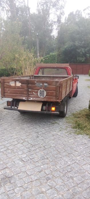 Carrinha Isuzu Usada