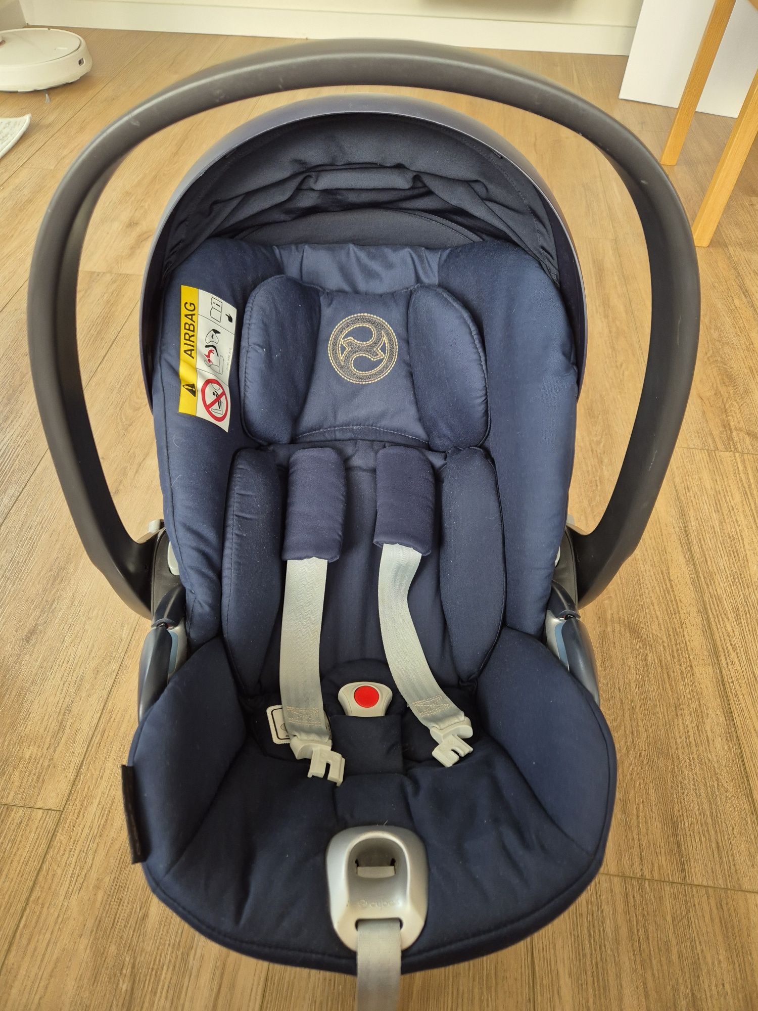 Wózek Joolz Day 3 3w1 + fotelik Maxi cosi+ folia przeciwdeszczowa