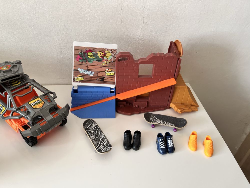 Brinquedos com pouco uso