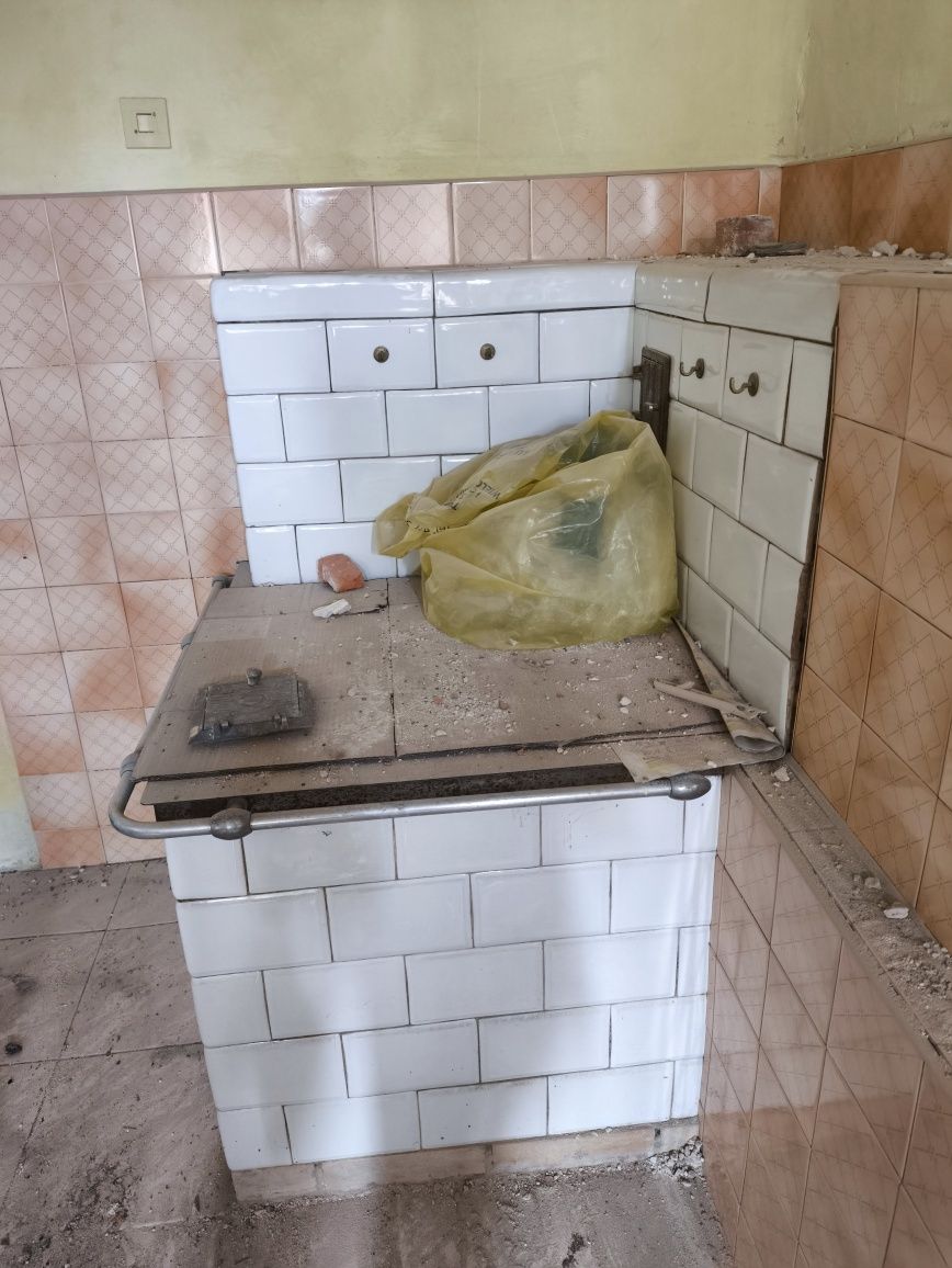Kafle piecowe używane