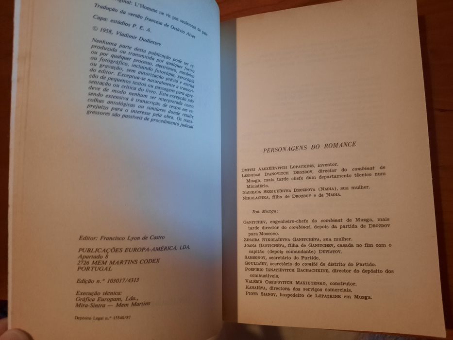 Nem só de pão vive o Homem Vladimir Dudintsev