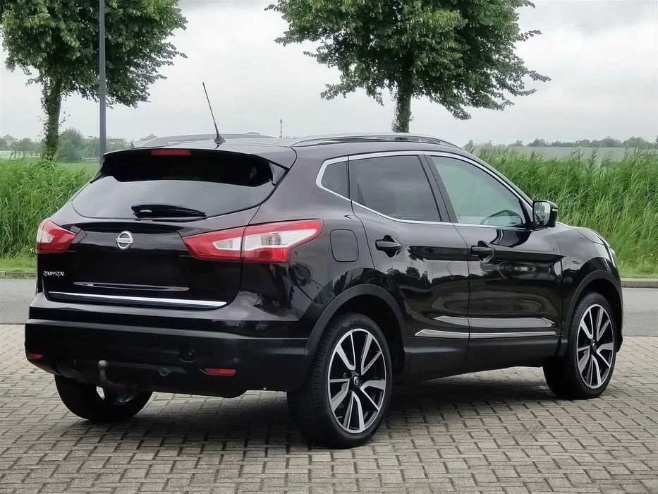 Nissan Qashqai      2015