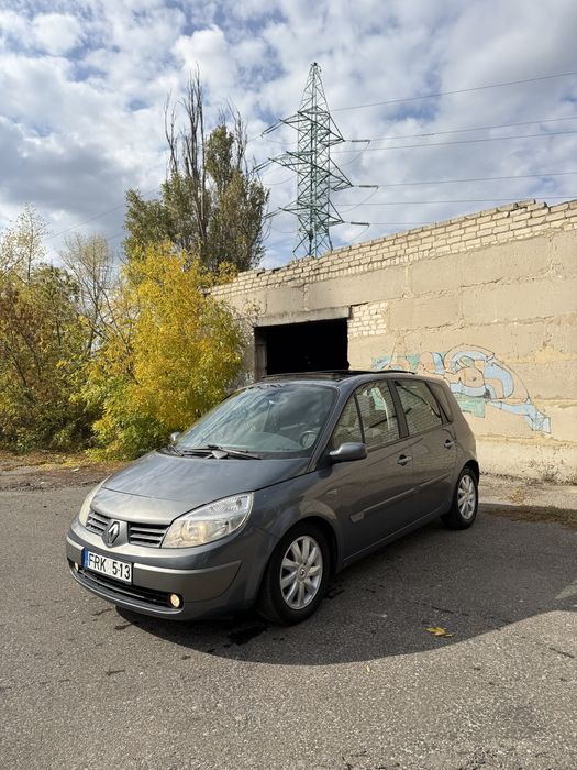 Renault Grand Scenik 2.0 дізель в гарному стані