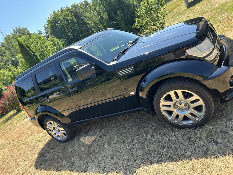Dodge Nitro 2.8 CRD R/T z 2008 roku.