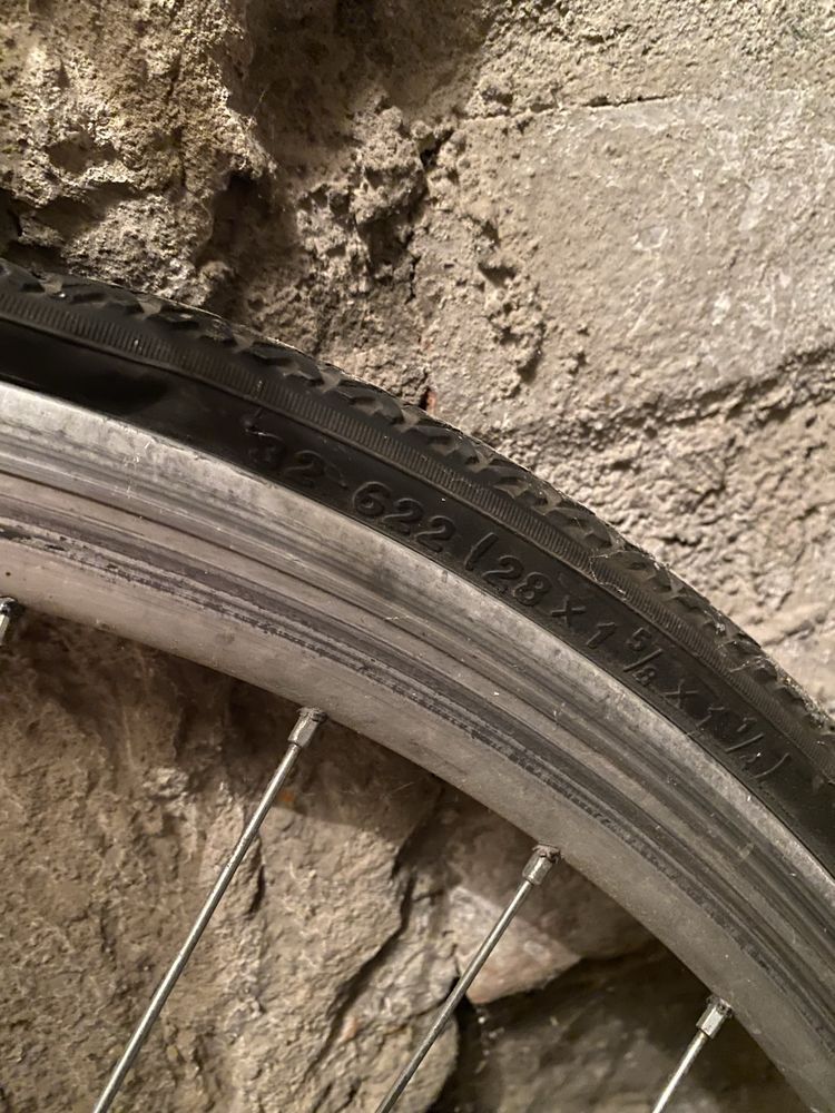 ТЕРМІНОВО!Спортивний велосипед 32" shimano