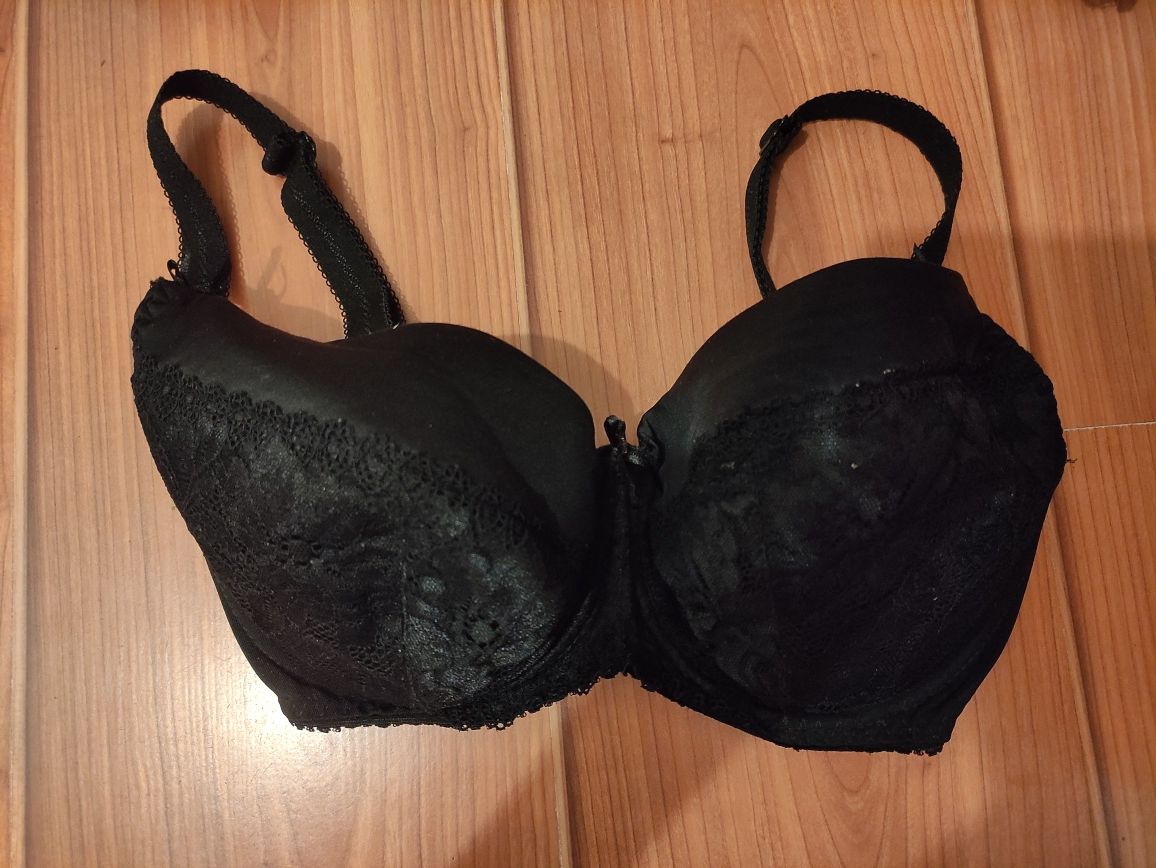 Biustonosz 70 H mat lingerie