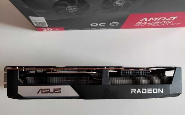 Placa Gráfica Asus AMD Radeon 7900XT OC Dual 20GB