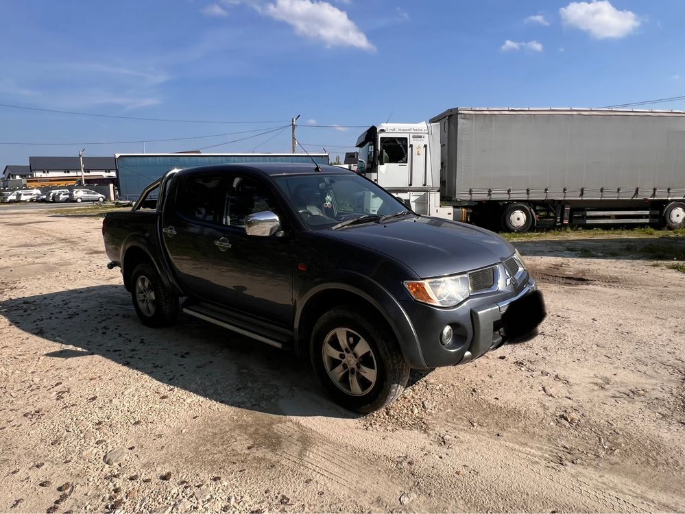 Mitsubishi L 200 super select