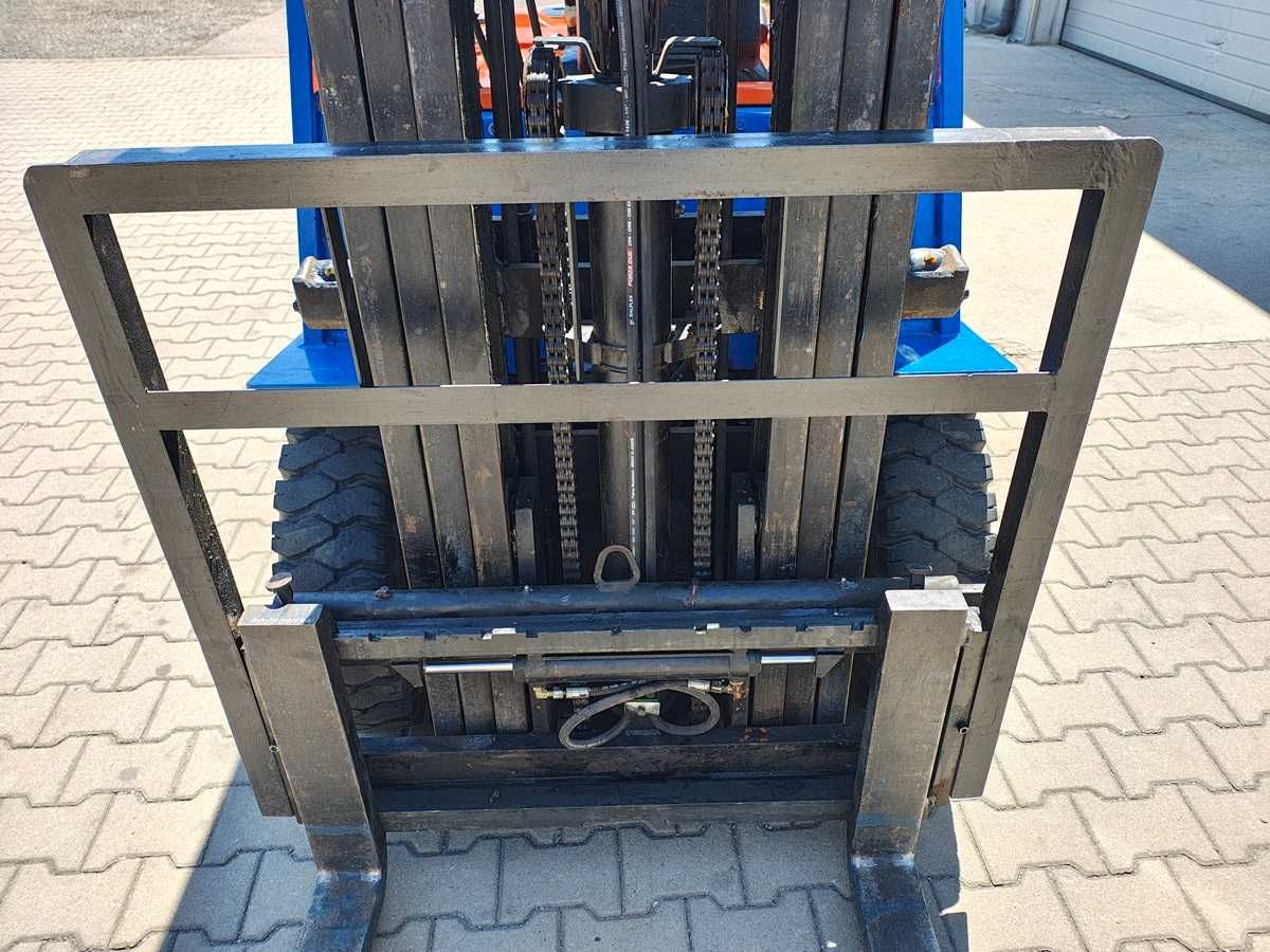 Wózek widłowy TOYOTA 2,5 t - 5FGF25 Triplex Gas automat przesuw