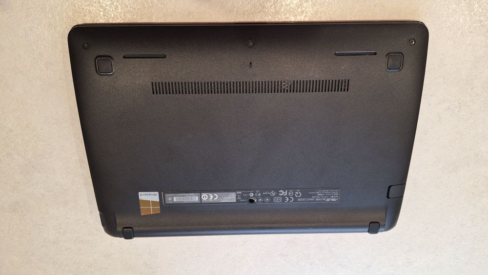 Laptop Asus x102b dotykowy