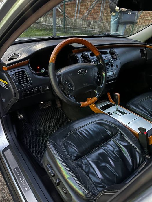 Хюндай grandeur 3.3  v 6