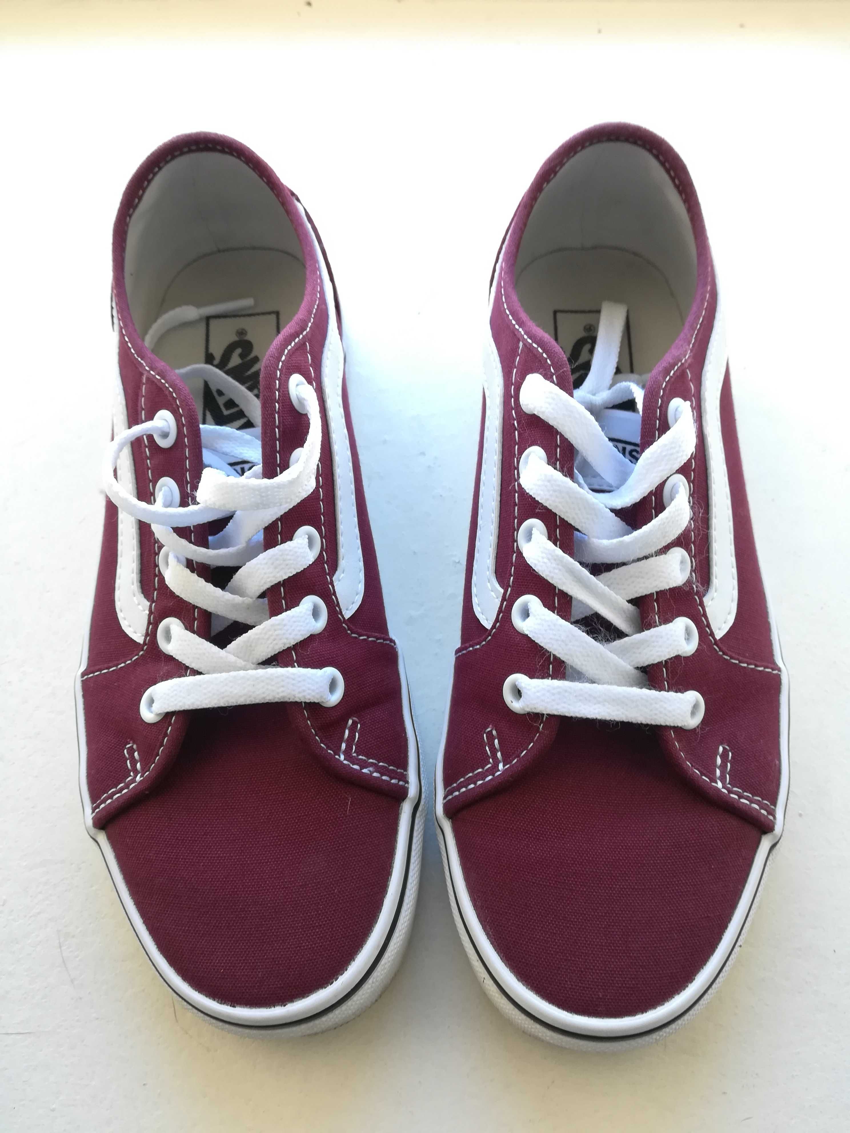 Vans old skool Bordeaux como novas