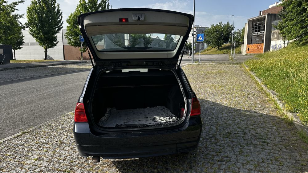 Bmw 320 Touring E90