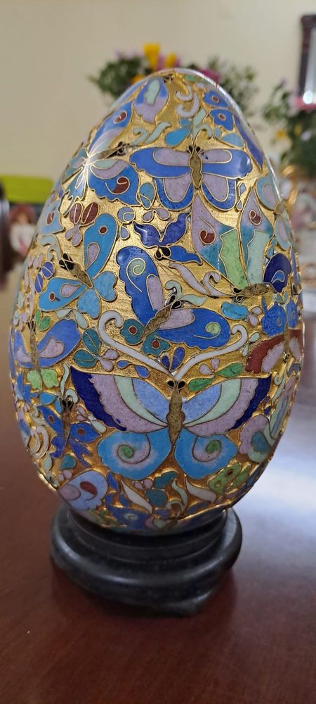 Ovos em cloisonne