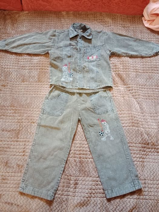 Костюм для хлопчика 104-110 розмір