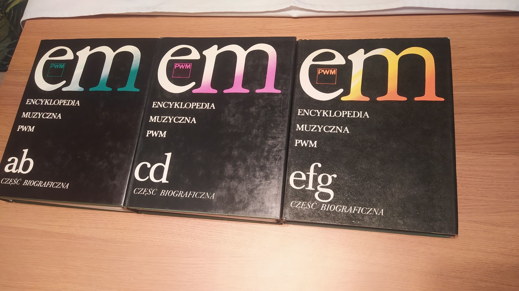 Encyklopedia Muzyczna PWN 6 tomów od A do M idealne