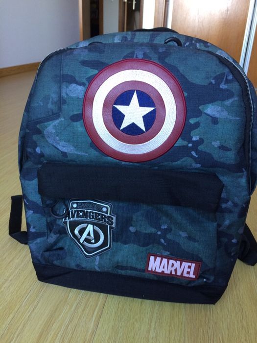 Mochila Marvel capitao america