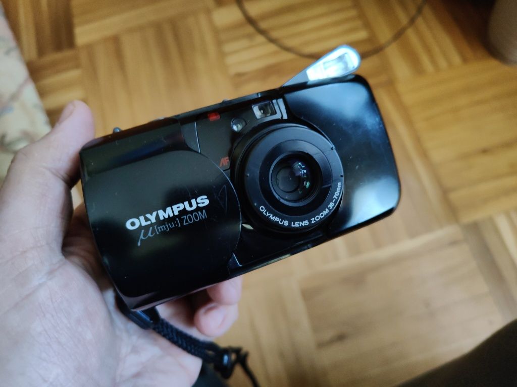 Aparat Olympus mju Zoom wraz z opakowaniem