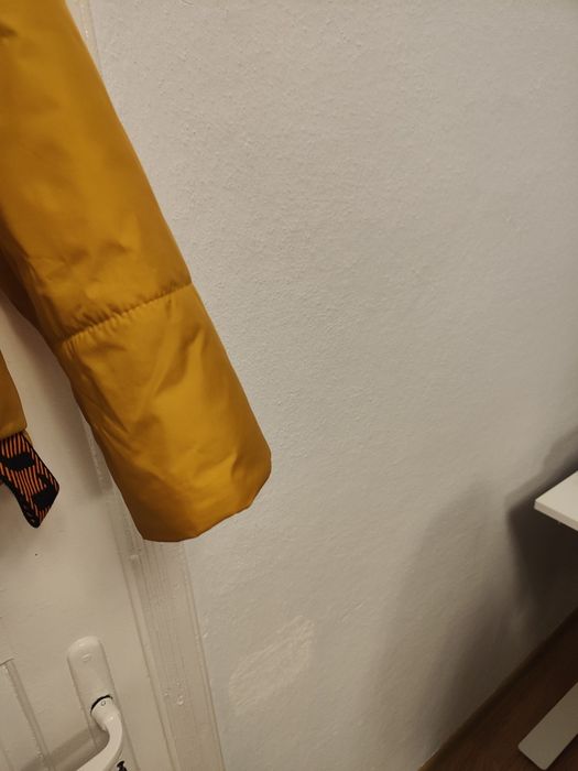 Куртка жіноча ,весняно-осіння.