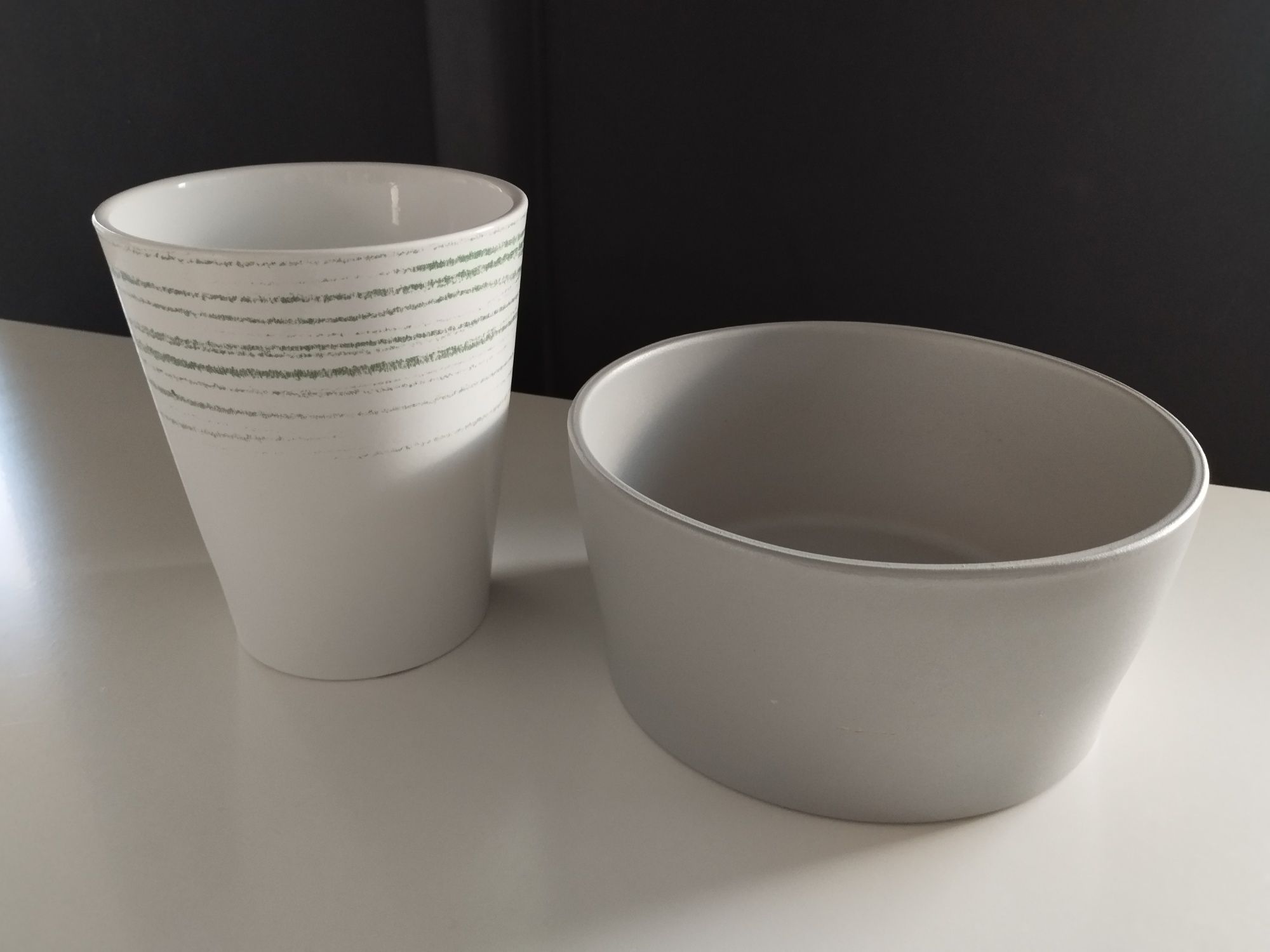 2 ceramiczne osłonki na doniczki