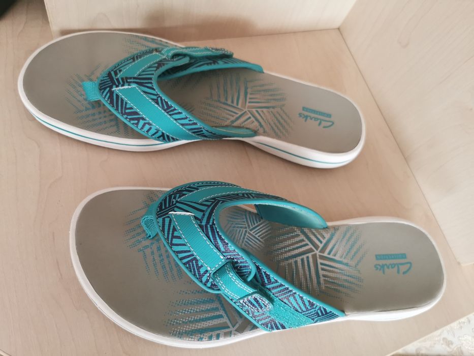 Шлепки Clarks 40-41р стелька 27 см