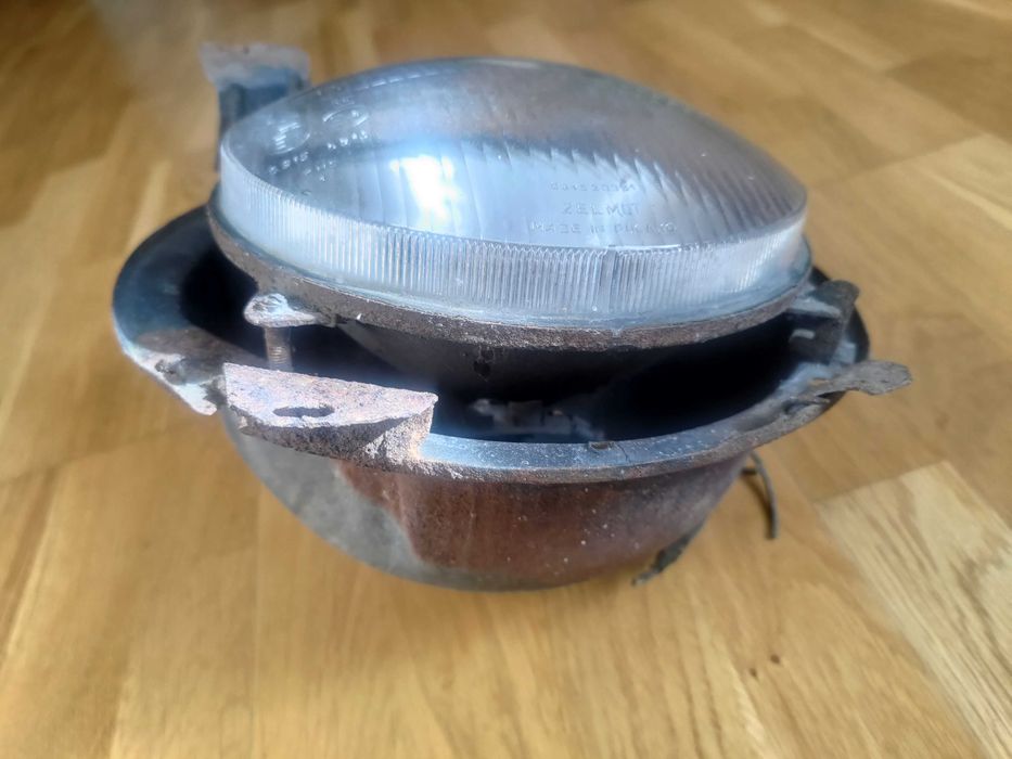 Polska lampa PRL obudowa Nysa Warszawa Żuk Star Bizon reflektor Zelmot