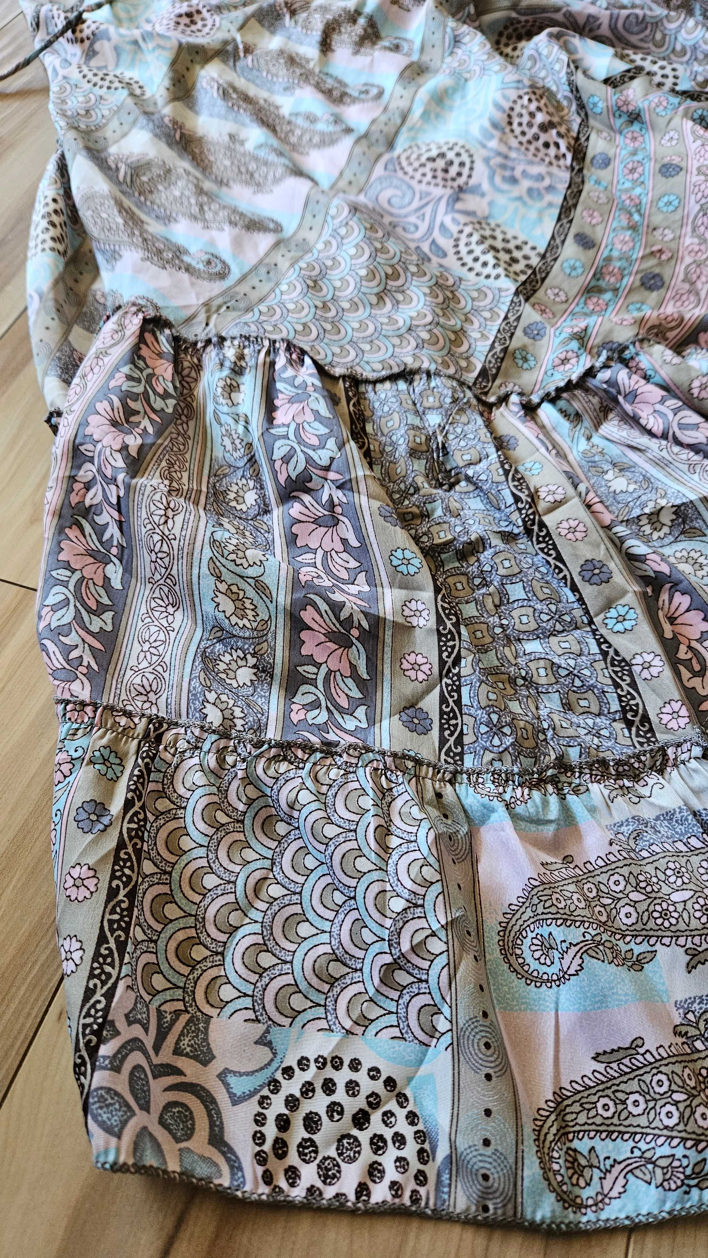 Długa maxi jedwabna indyjska sukienka wiązana na szyi boho silk