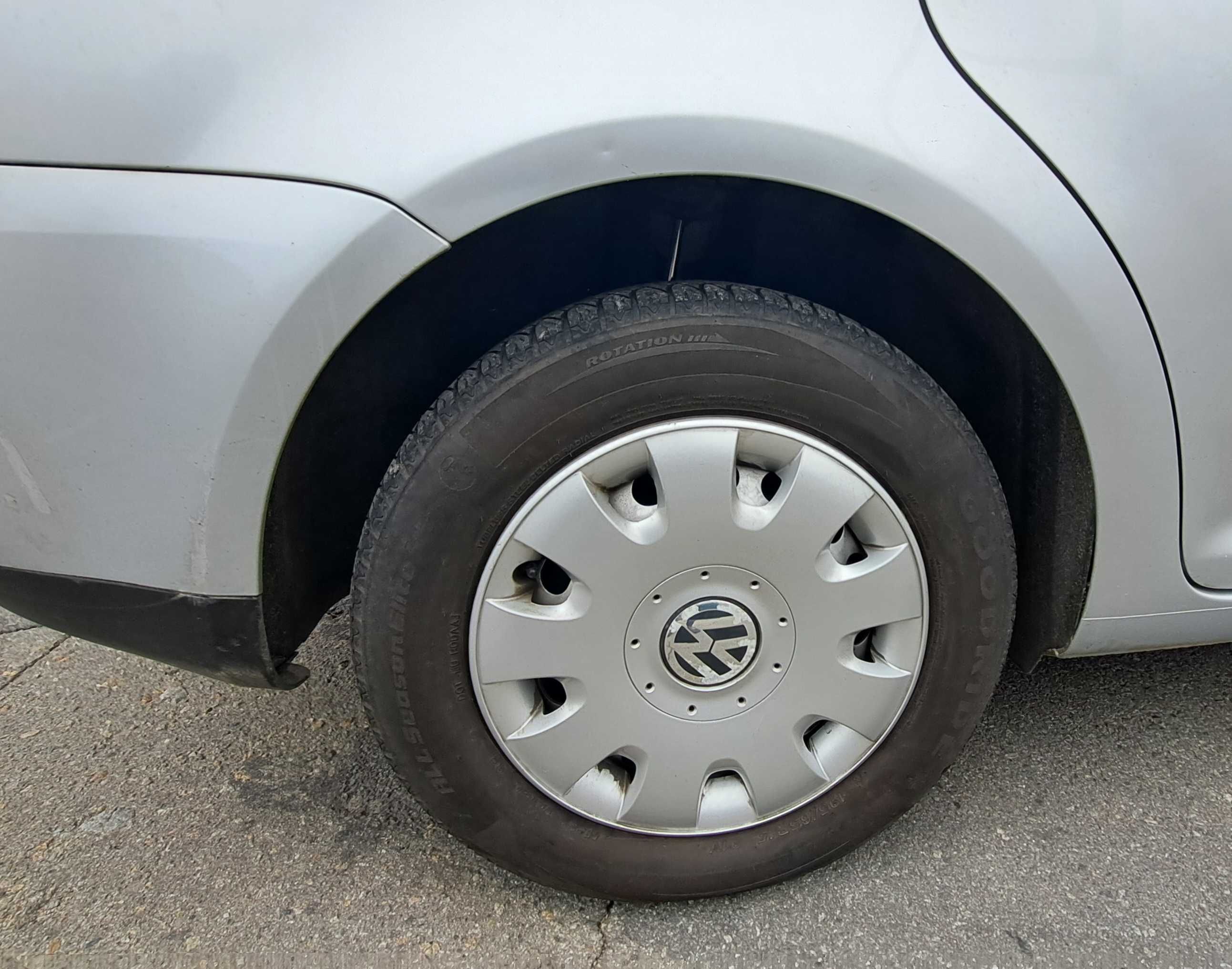 Volkswagen Touran 1, 6 бензин 2004 рік з Німеччині у гарному стані.