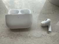 Prawa sluchawka airpods pro 2 oraz etui