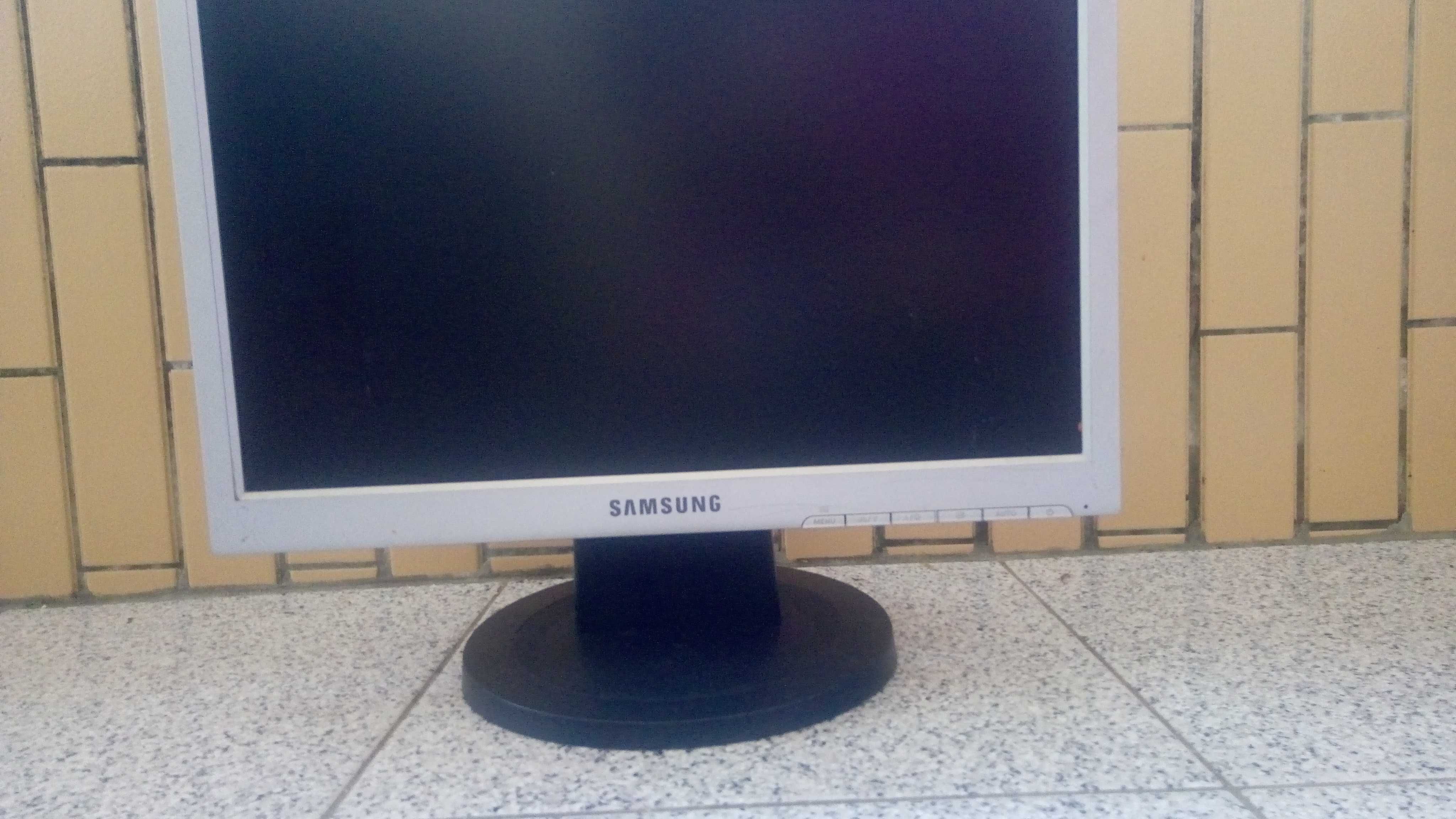 Monitor Samsung SyncMaster 720N