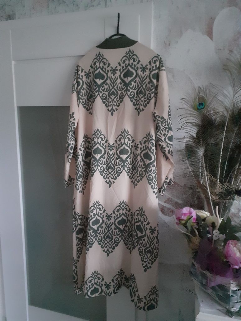 Nowa długa narzutka kimono rozm uniwersalny