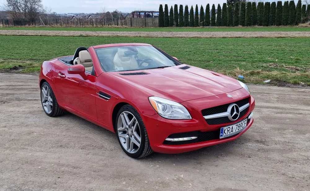 Wynajem samochodów Mercedes SLK 250 R172 Roadster - Cabrio Hardtop