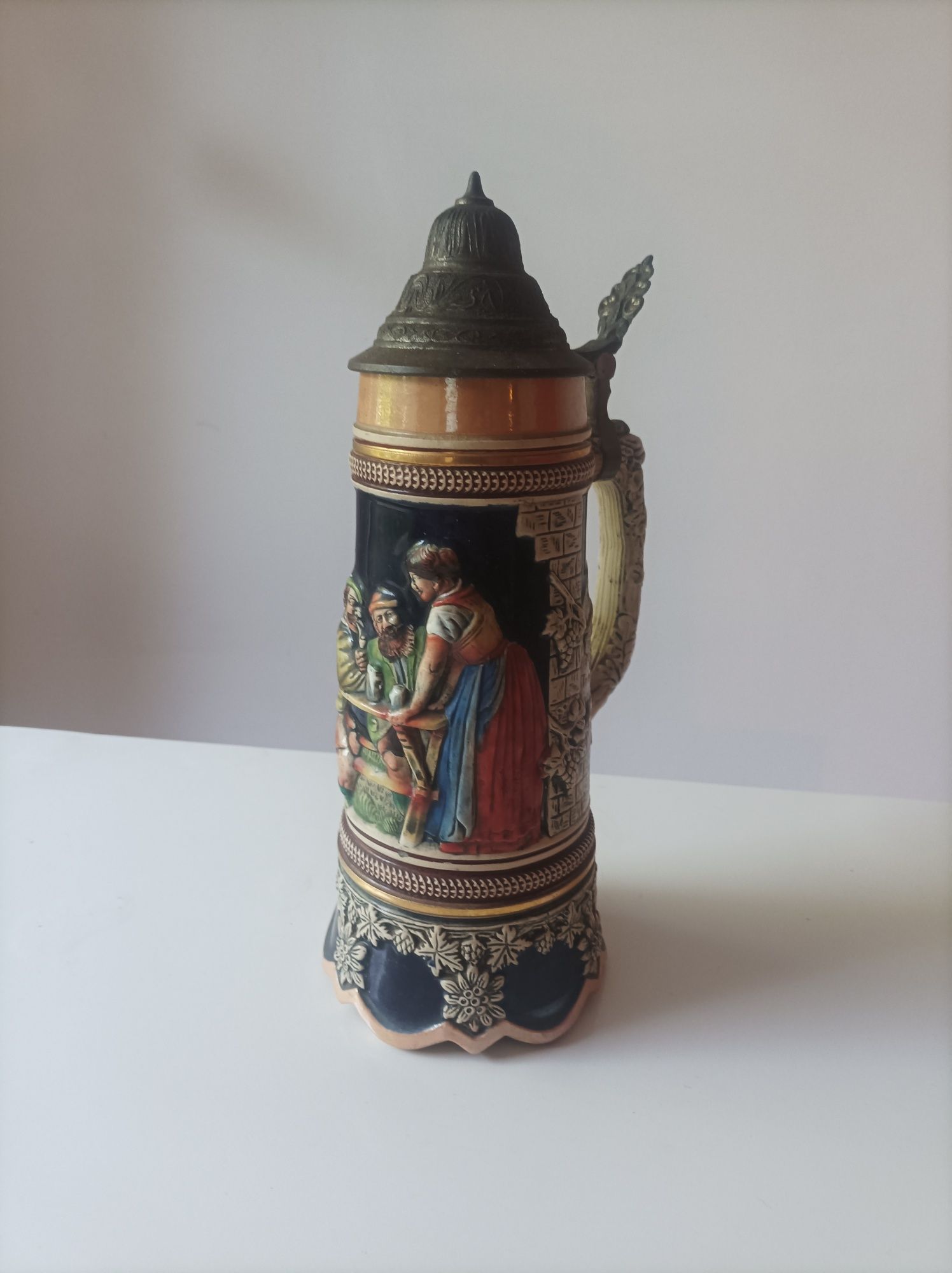 Caneca alemã com música