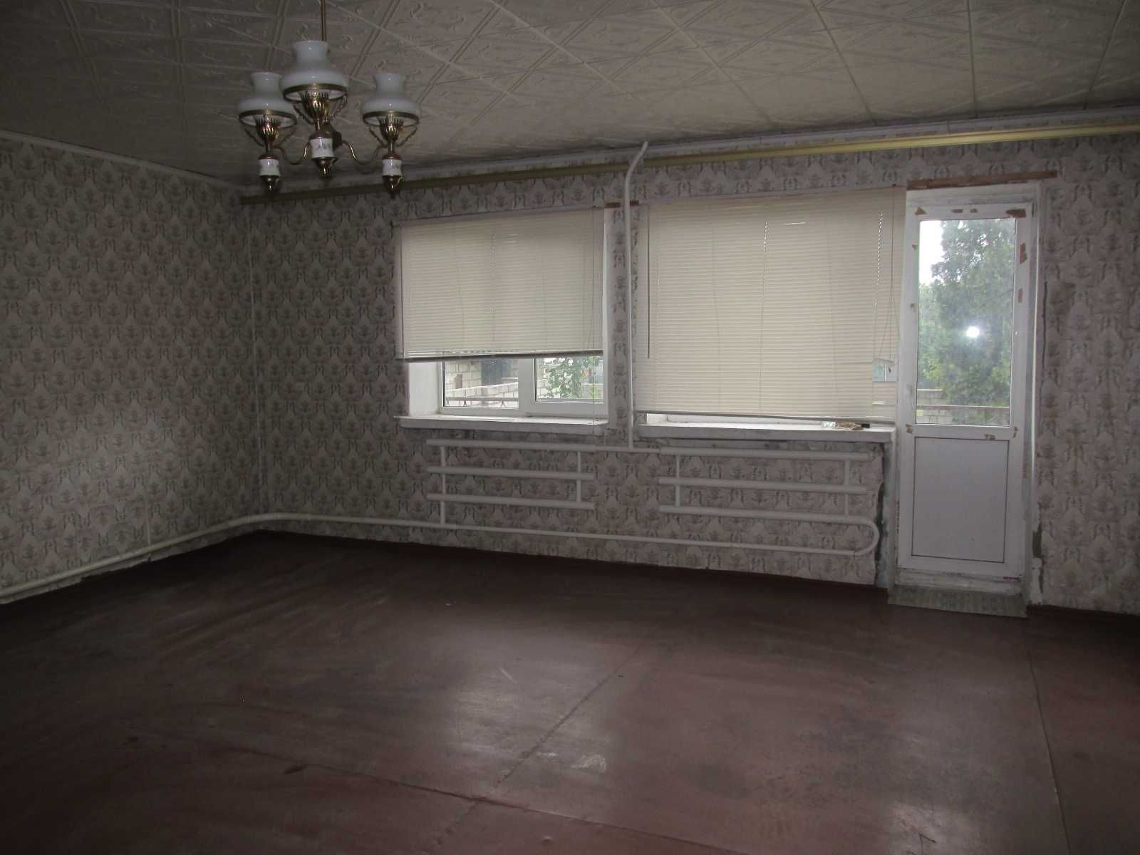 Продам двоповерховий  будинок  заг. площ. 140 кв. м по вул. Береговій