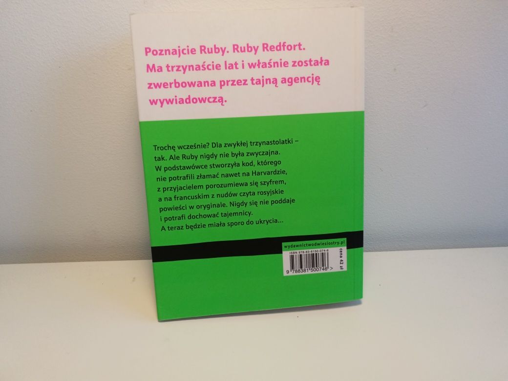 Książka pt. ,, Ruby Redfort ''