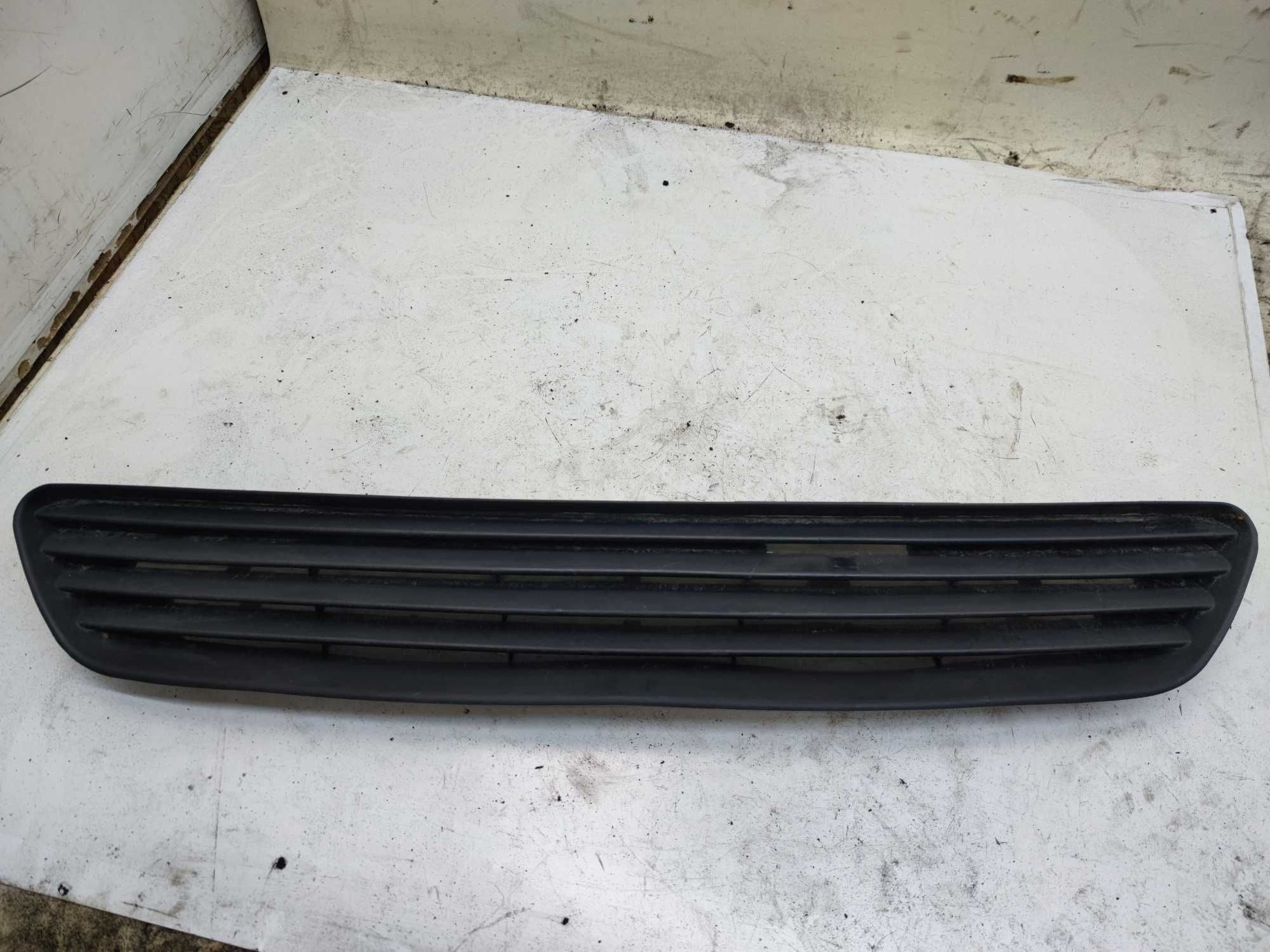 Opel Astra G 2 Grill Atrapa Maski