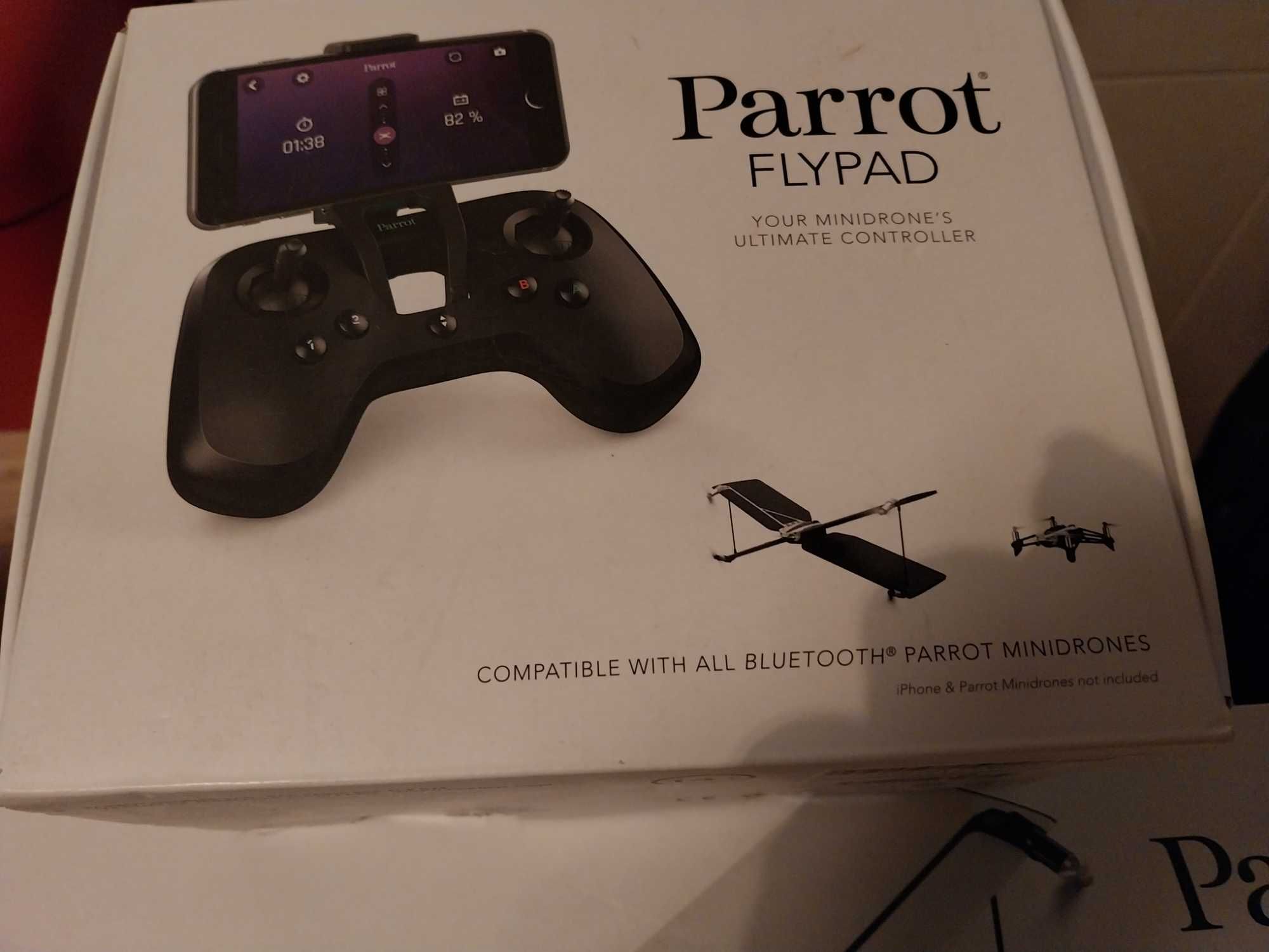 Drone Parrot Swíng novo