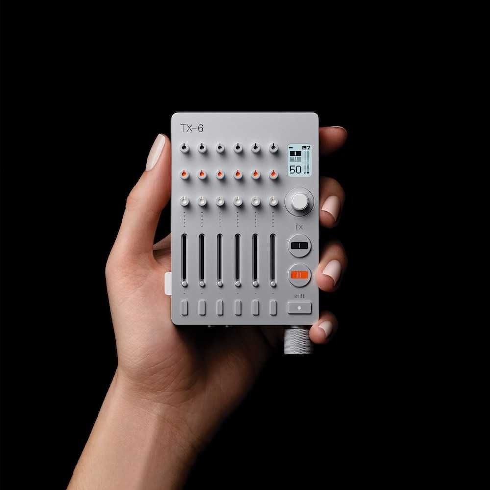 Teenage Engineering TX6 - Przenośny mikser i interfejs audio
