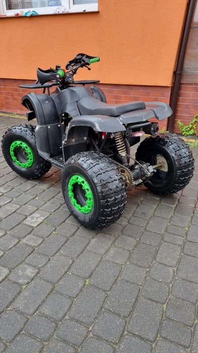 Quad 125 3+1 stan bardzo dobry