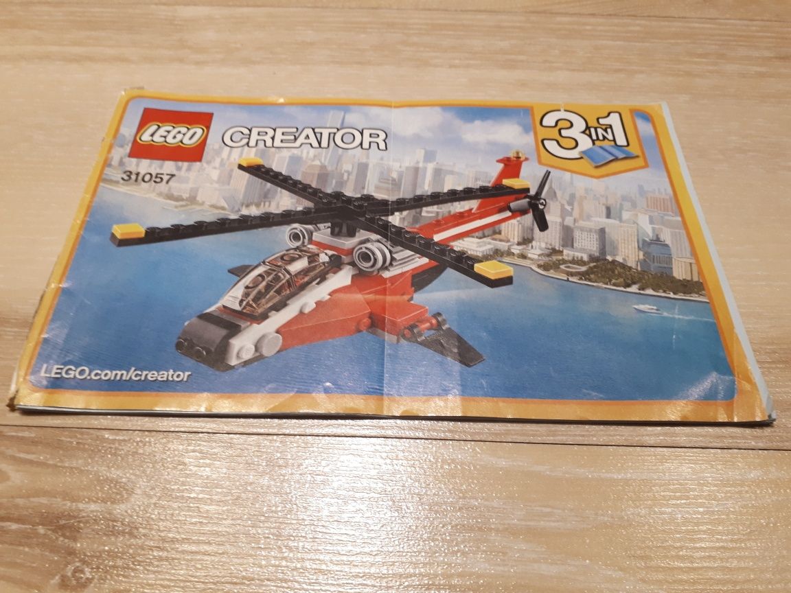 LEGO 31057 Creator 3w1 - Śmigłowiec bojowy - Katamaran - Samolot hydro