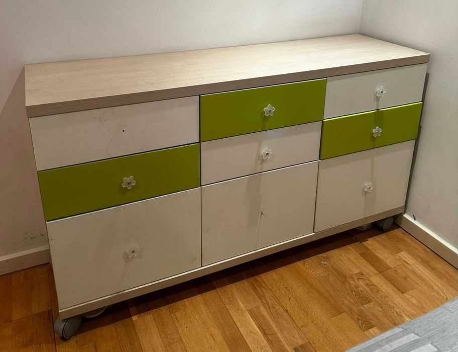 Diversos Móveis Quarto de Criança