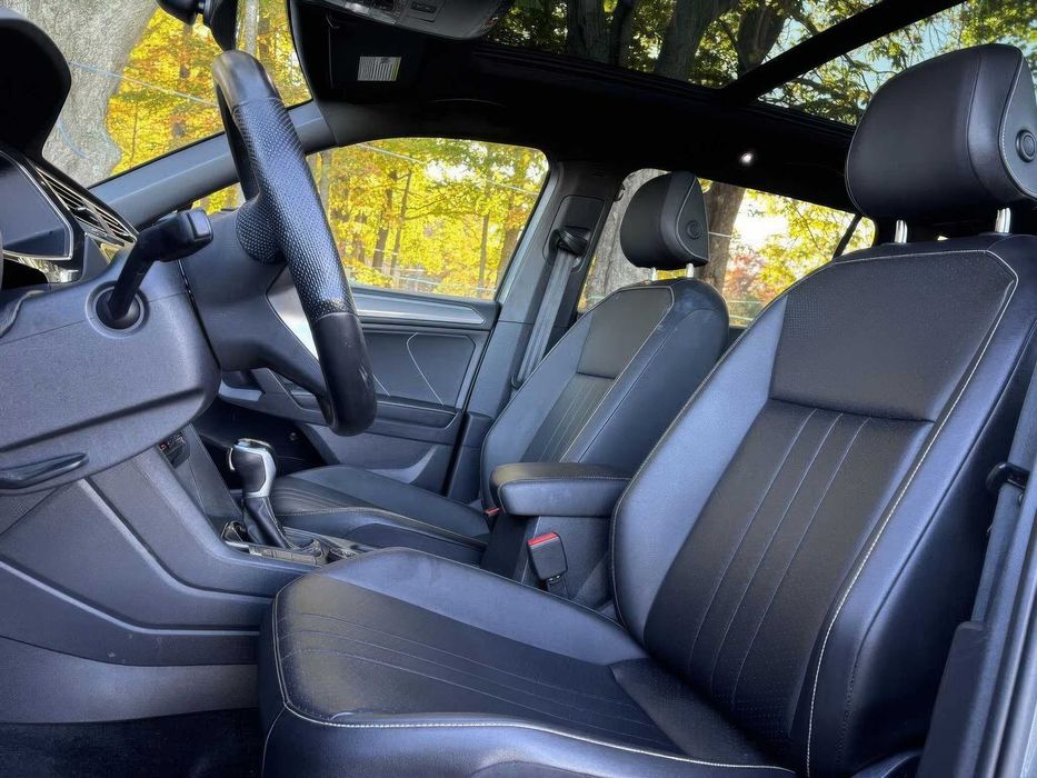 Volkswagen Tiguan SE R-Line Black 4Motion      2022