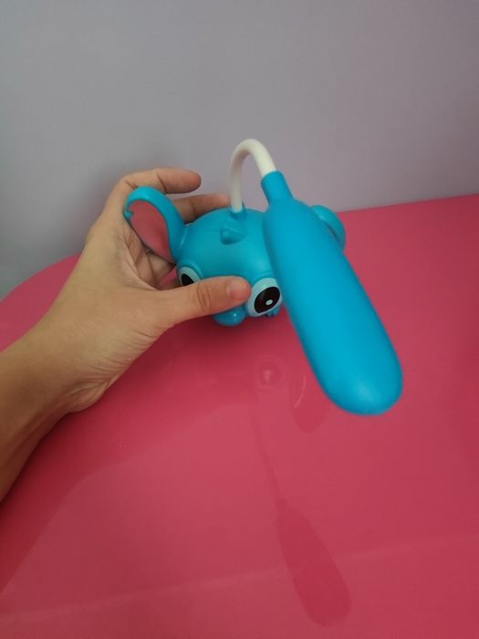 Lampka biurkowa LED Stich – urocza i praktyczna!