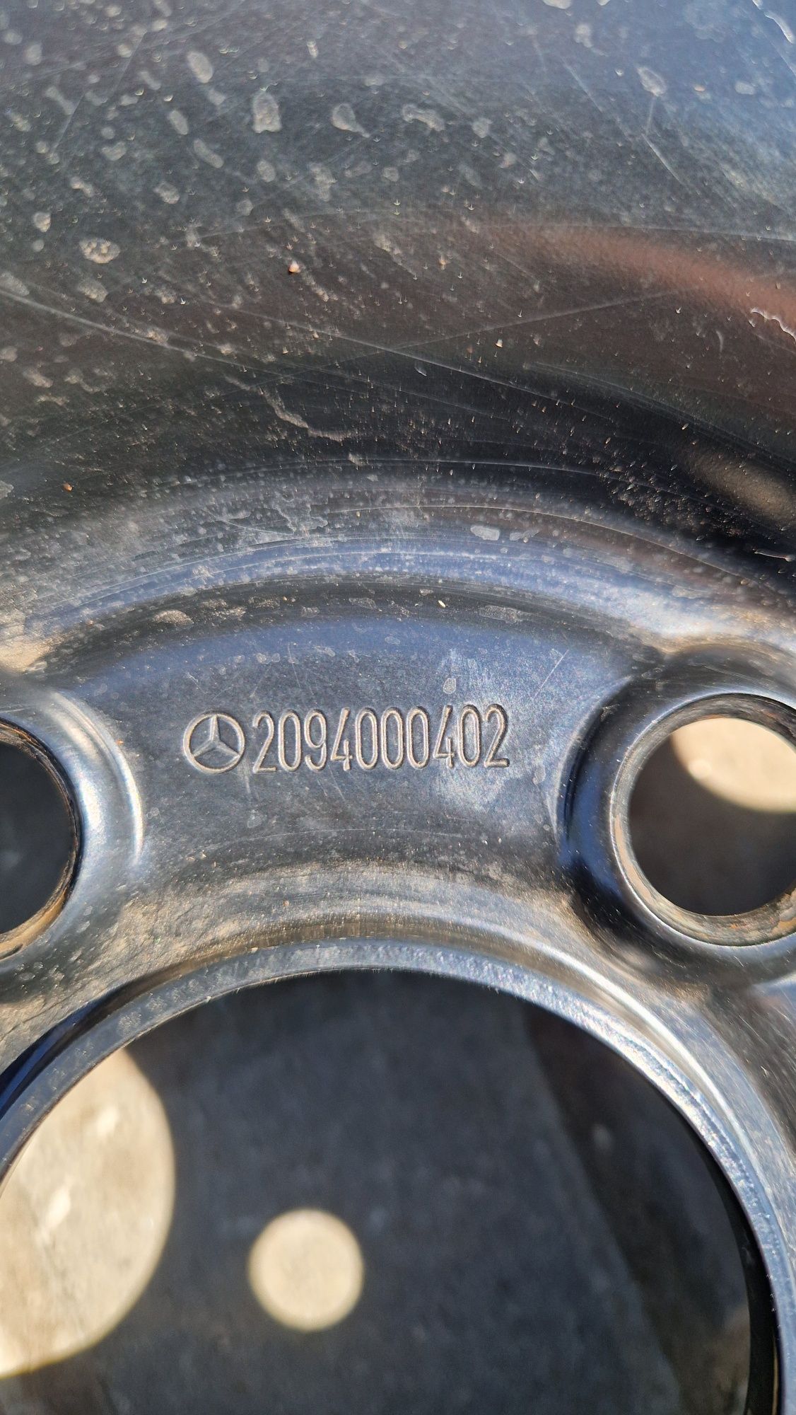 Запаска Mercedes-Benz