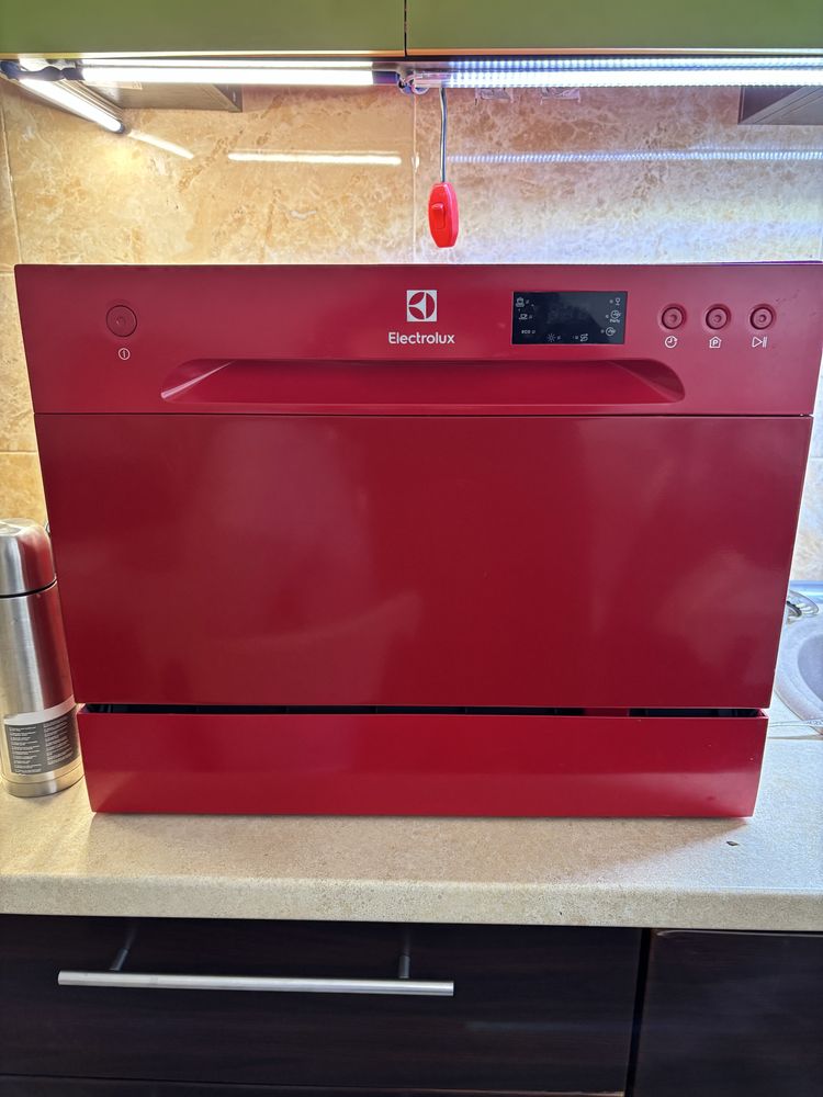 Посудомойка Electrolux