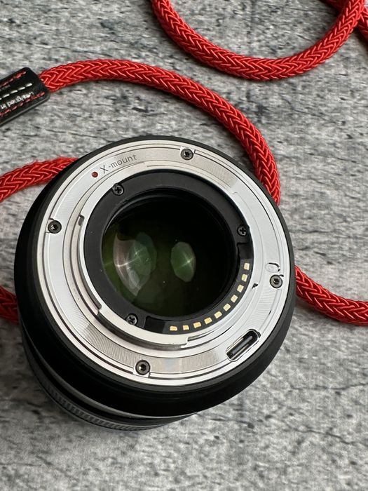 Sirui Sniper APS-C AF 33mm F1.2 – mocowanie Fujifilm X