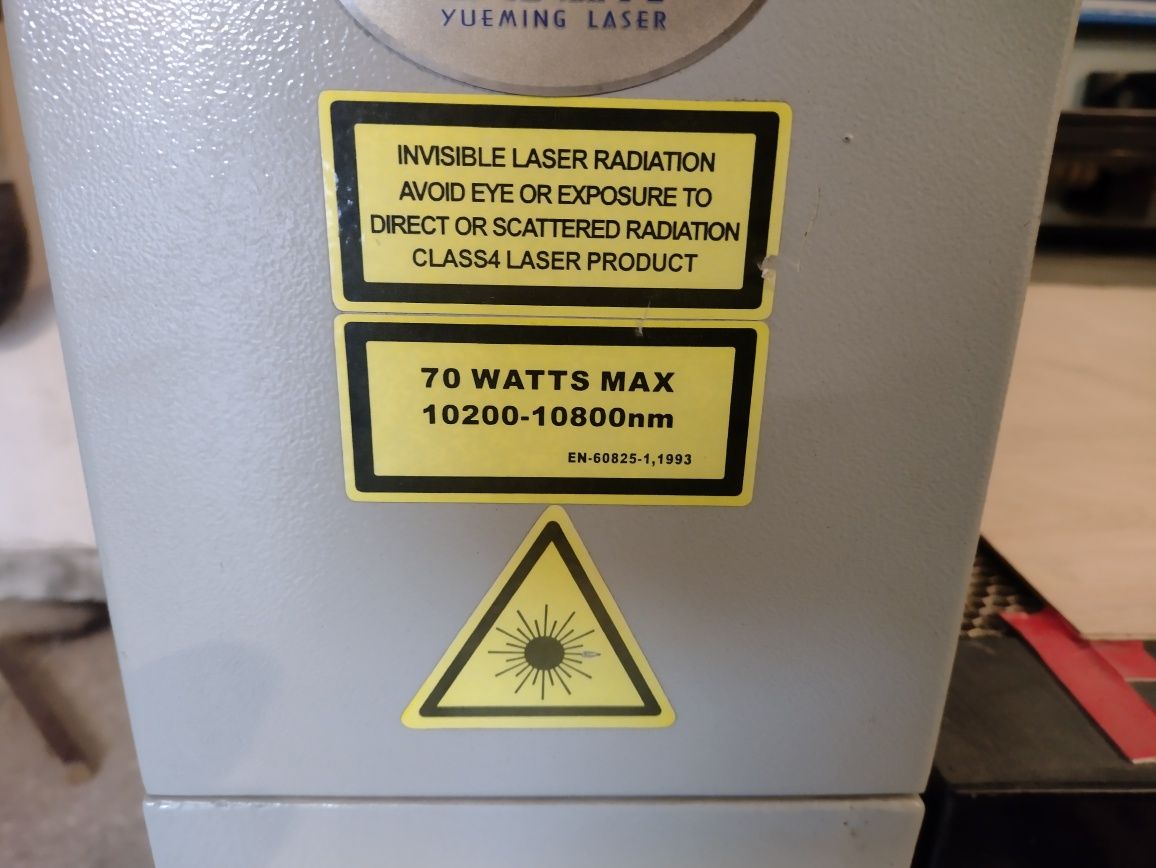 Ploter laserowy CO2 pole robocze 60x90