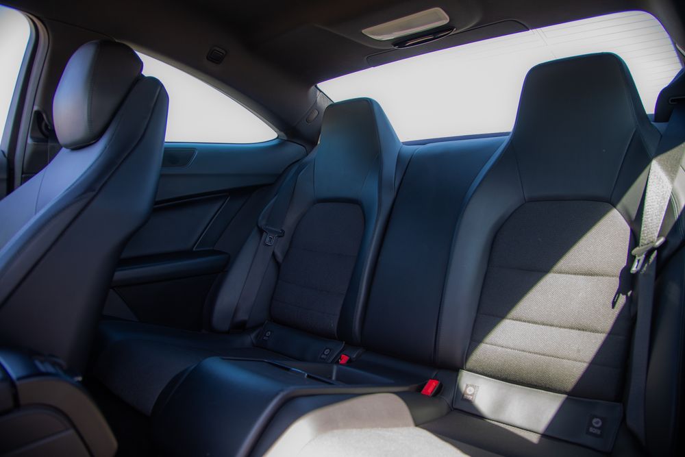 Mercedes-Benz C-Coupé C220 – 135.000 km | Automático 7G-Tronic