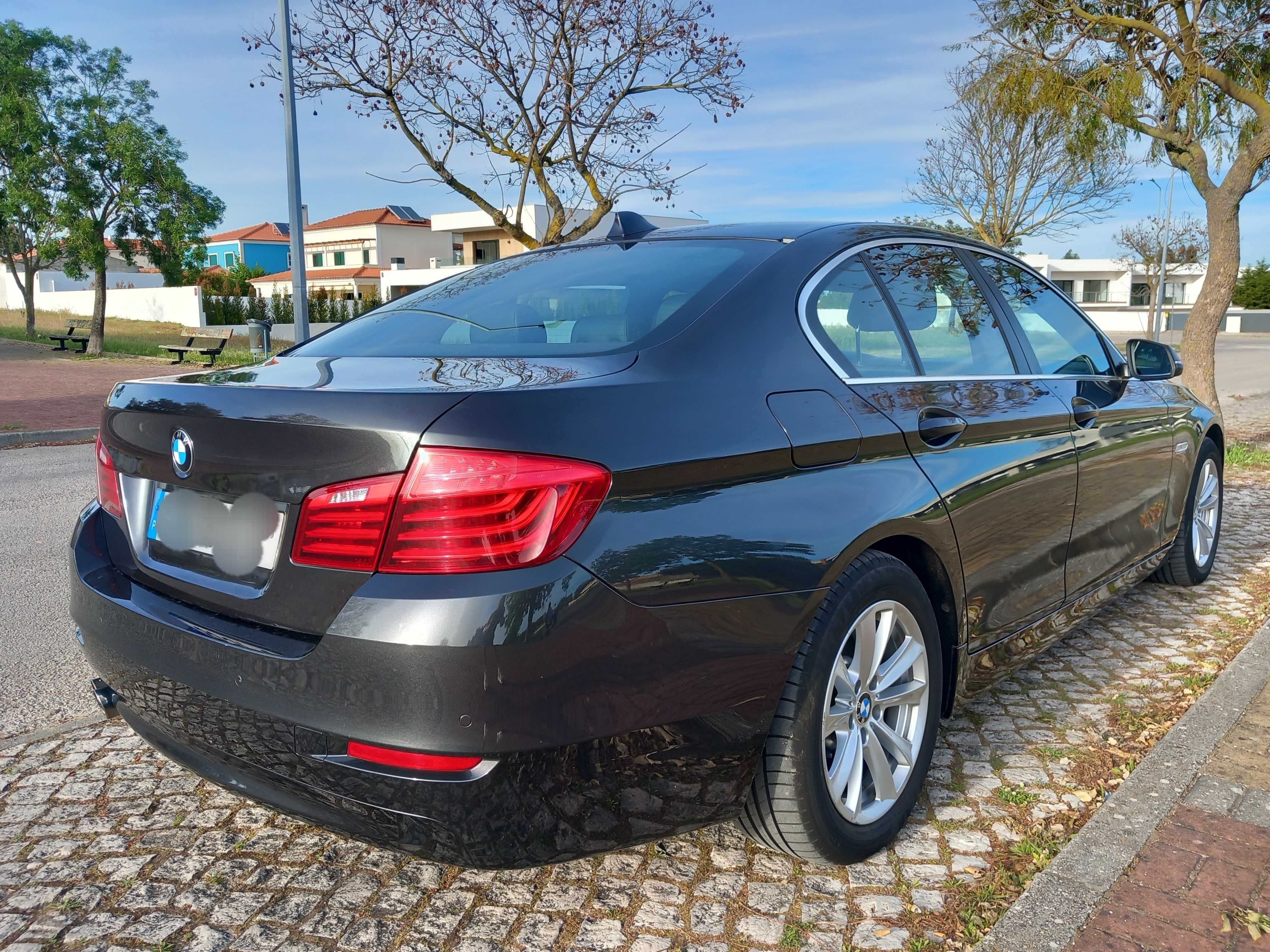 BMW 520 Diesel  Luxury Line Automática 08/2014
